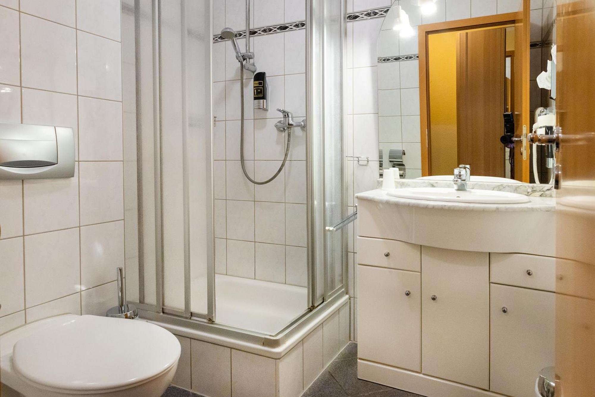 Hotel Restaurant Narasinga Wassenberg Екстериор снимка